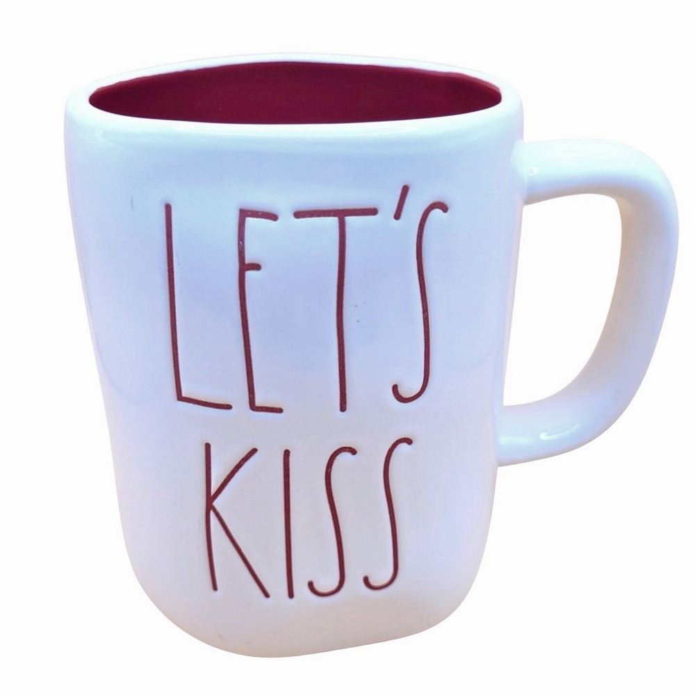 Rae‎ Dunn by Magenta LET'S KISS Wavy Mug Artisan Collection Red Valentine's Day